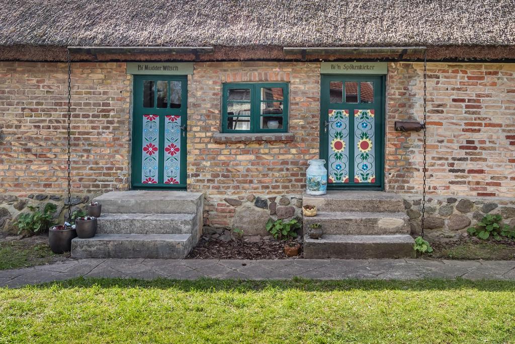 Apartamento Hexenhaus auf Rügen Rappin Exterior foto